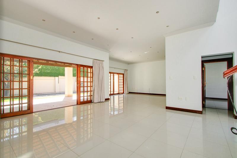 To Let 4 Bedroom Property for Rent in Bryanston Gauteng