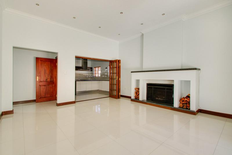 To Let 4 Bedroom Property for Rent in Bryanston Gauteng