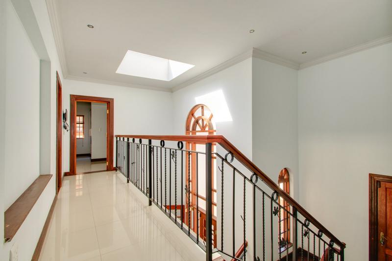 To Let 4 Bedroom Property for Rent in Bryanston Gauteng
