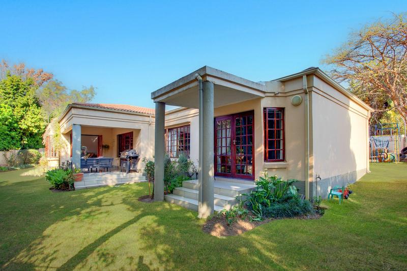 To Let 3 Bedroom Property for Rent in Douglasdale Gauteng