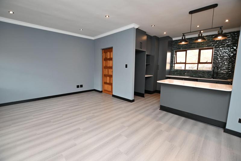 To Let 2 Bedroom Property for Rent in Bryanston Gauteng