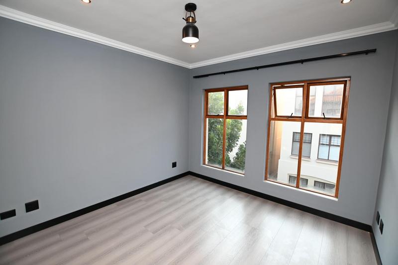 To Let 2 Bedroom Property for Rent in Bryanston Gauteng