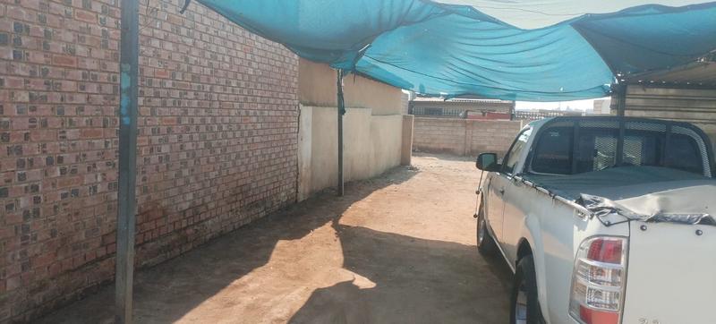 Commercial Property for Sale in Makulong Gauteng