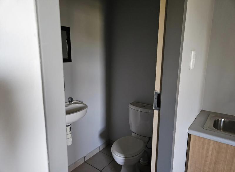 Commercial Property for Sale in Silver Lakes Gauteng