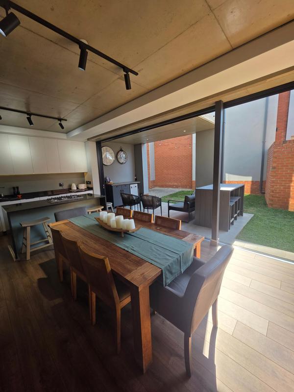 To Let 4 Bedroom Property for Rent in Lynnwood Gauteng