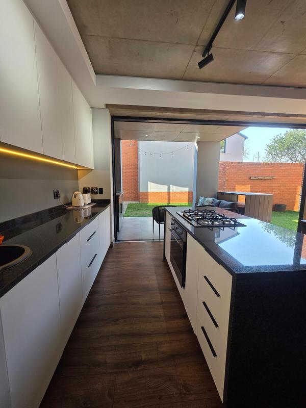 To Let 4 Bedroom Property for Rent in Lynnwood Gauteng