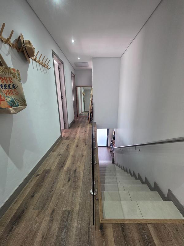 To Let 4 Bedroom Property for Rent in Lynnwood Gauteng