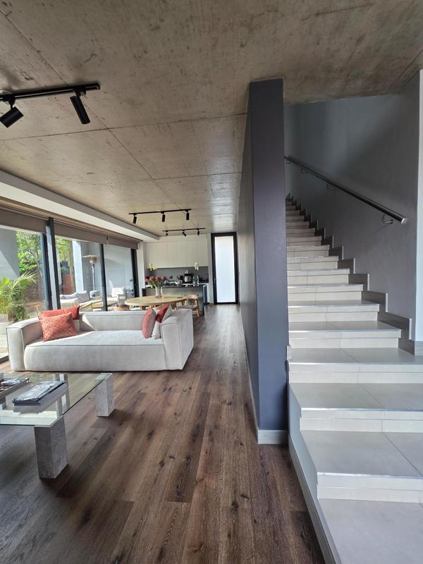To Let 4 Bedroom Property for Rent in Lynnwood Gauteng