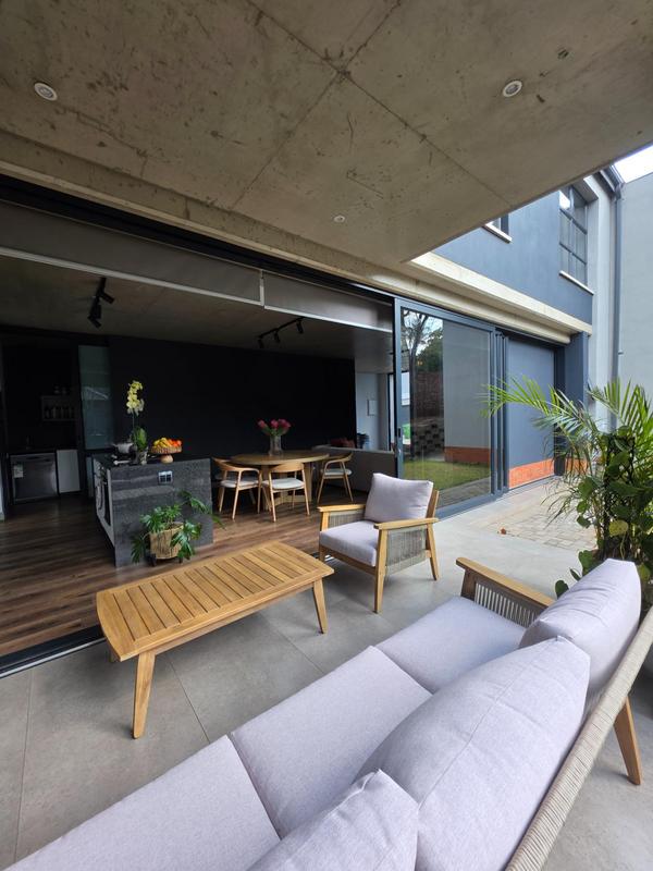 To Let 4 Bedroom Property for Rent in Lynnwood Gauteng
