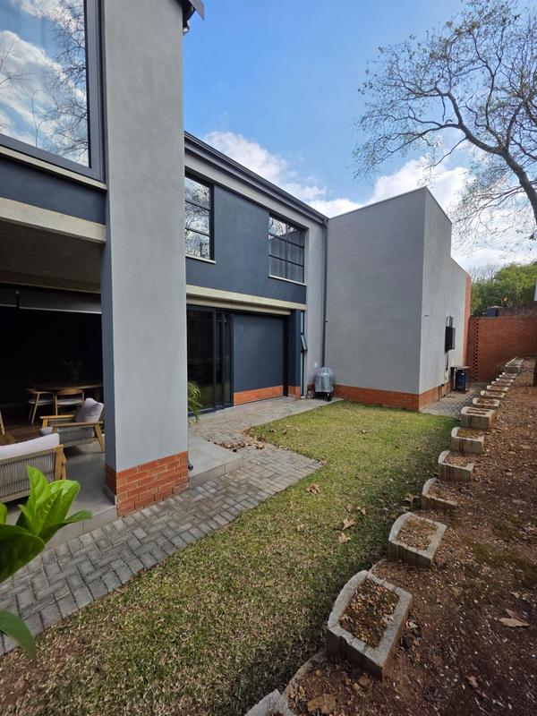 To Let 4 Bedroom Property for Rent in Lynnwood Gauteng