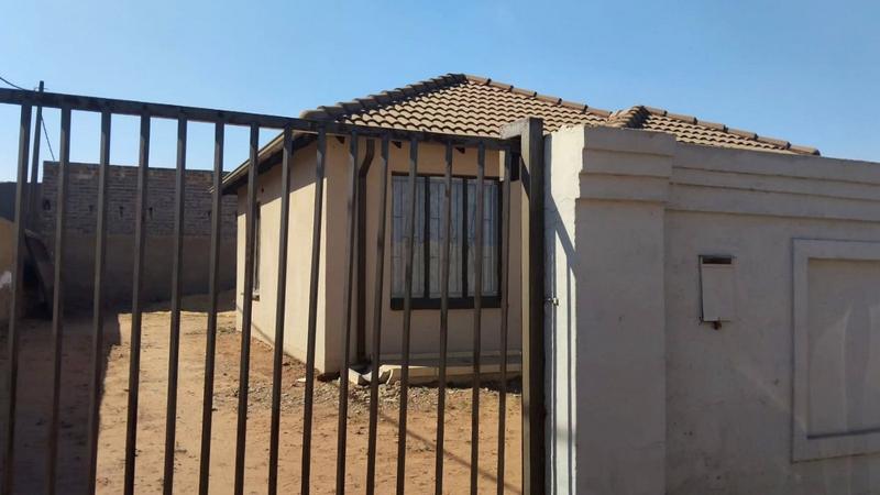 To Let 2 Bedroom Property for Rent in Riverlea Gauteng