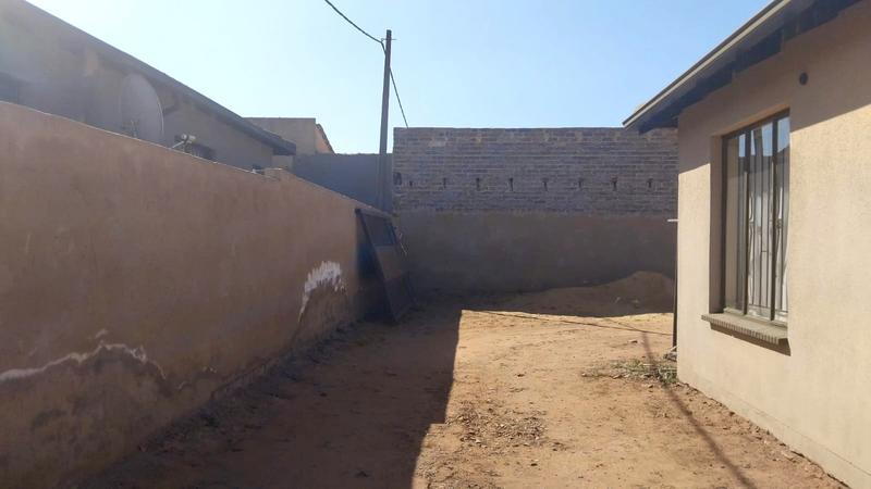 To Let 2 Bedroom Property for Rent in Riverlea Gauteng