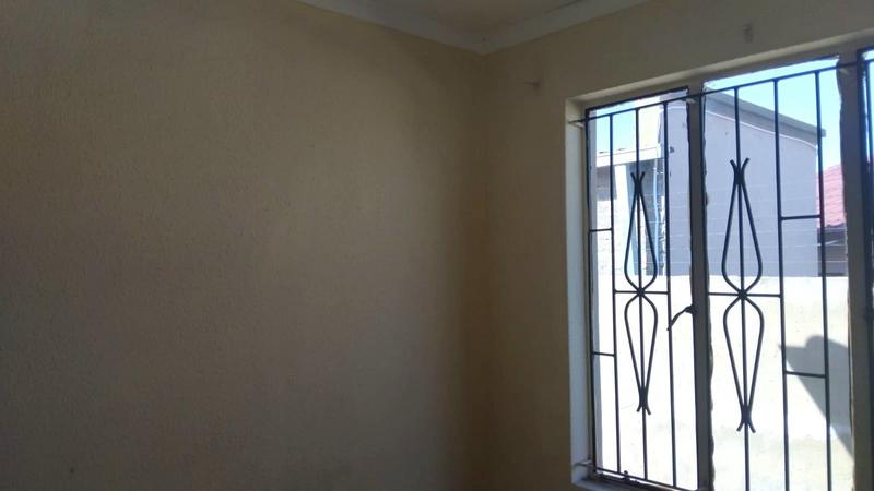 To Let 2 Bedroom Property for Rent in Riverlea Gauteng