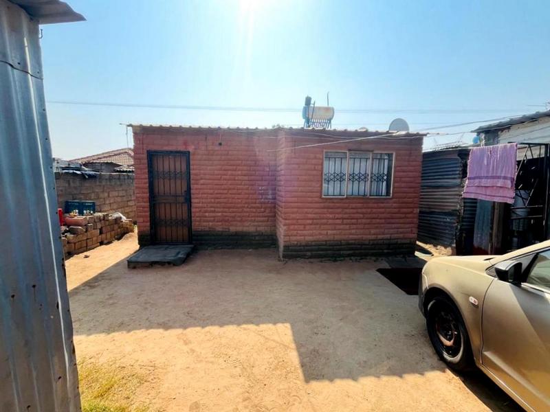 1 Bedroom Property for Sale in Olievenhoutbosch Gauteng