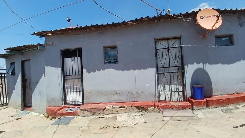 8 Bedroom Property for Sale in Diepsloot Gauteng