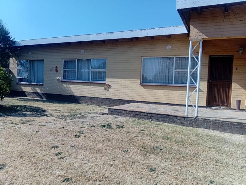 4 Bedroom Property for Sale in Elspark Gauteng