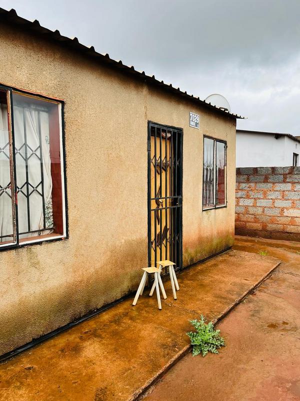 2 Bedroom Property for Sale in Katlehong South Gauteng