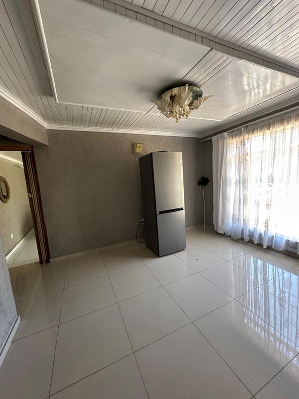 6 Bedroom Property for Sale in Sharon Park Gauteng
