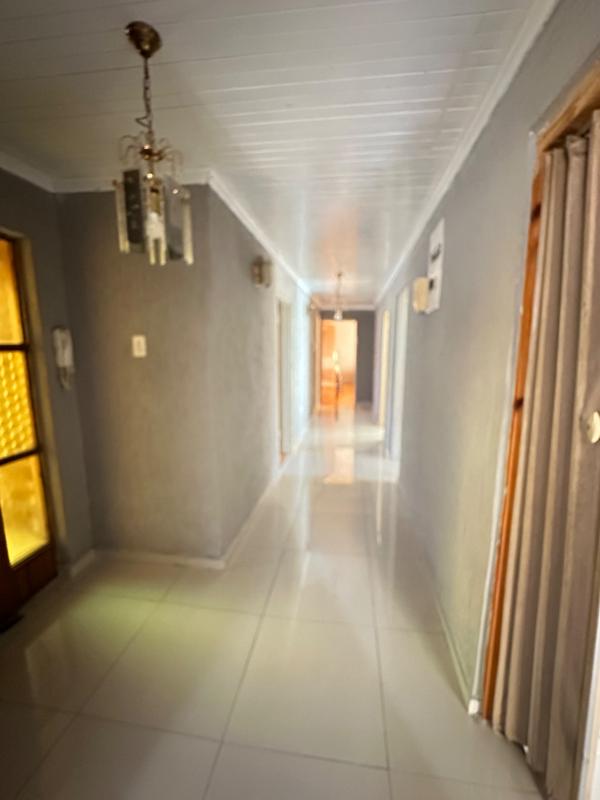 6 Bedroom Property for Sale in Sharon Park Gauteng