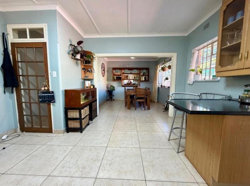 3 Bedroom Property for Sale in Linmeyer Gauteng