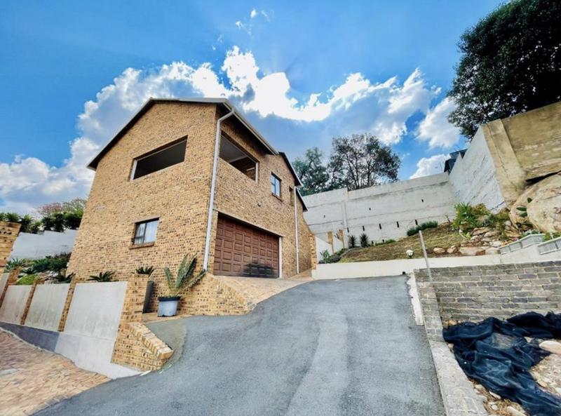 3 Bedroom Property for Sale in Oakdene Gauteng