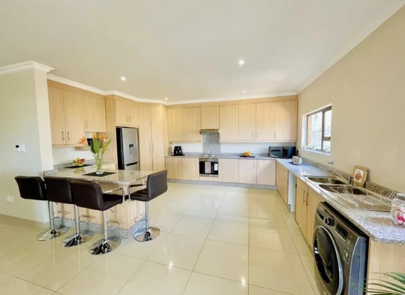 3 Bedroom Property for Sale in Oakdene Gauteng