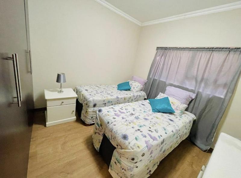 3 Bedroom Property for Sale in Oakdene Gauteng