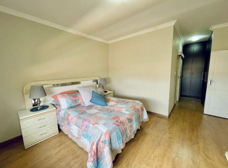 3 Bedroom Property for Sale in Oakdene Gauteng