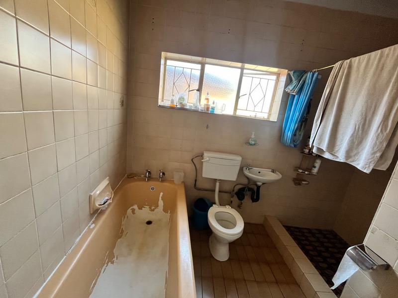 6 Bedroom Property for Sale in Benoni Gauteng