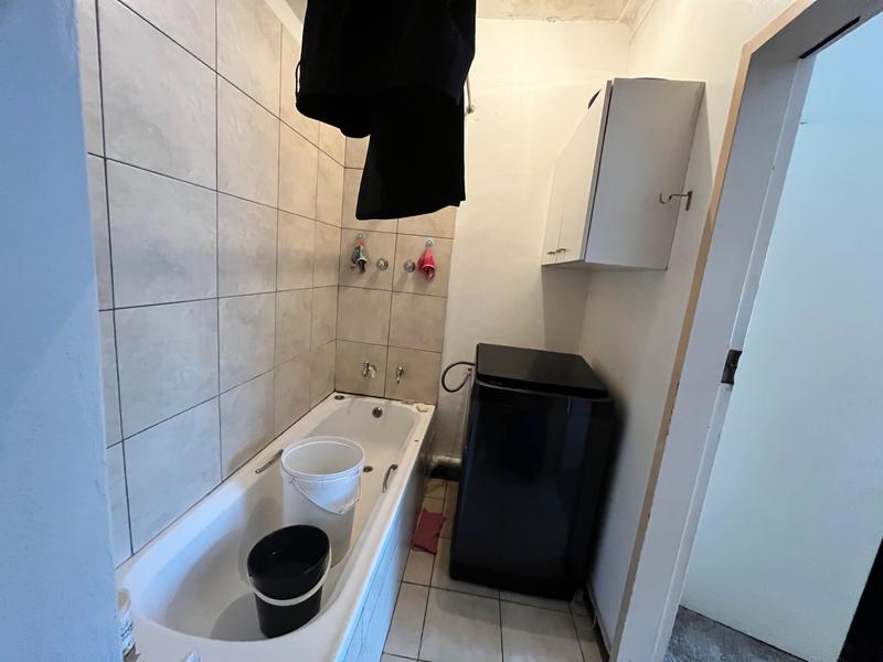 6 Bedroom Property for Sale in Benoni Gauteng