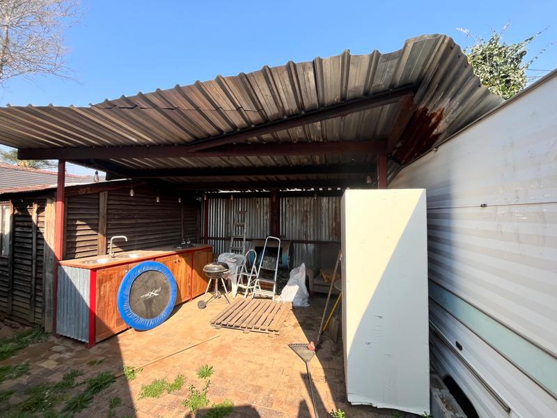 6 Bedroom Property for Sale in Benoni Gauteng