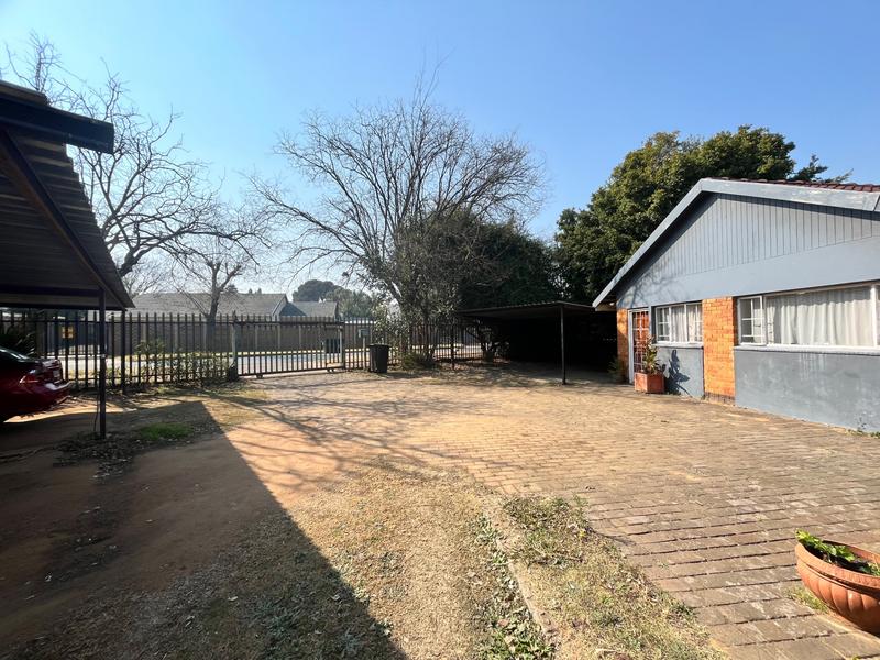 6 Bedroom Property for Sale in Benoni Gauteng