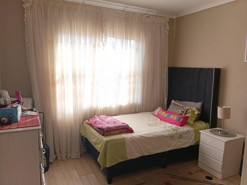 4 Bedroom Property for Sale in Liefde en Vrede Gauteng