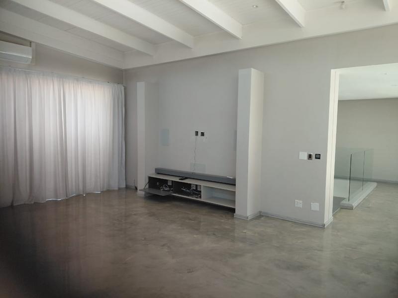 4 Bedroom Property for Sale in Lanseria Gauteng