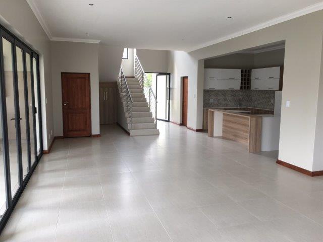 To Let 4 Bedroom Property for Rent in Copperleaf Estate Gauteng