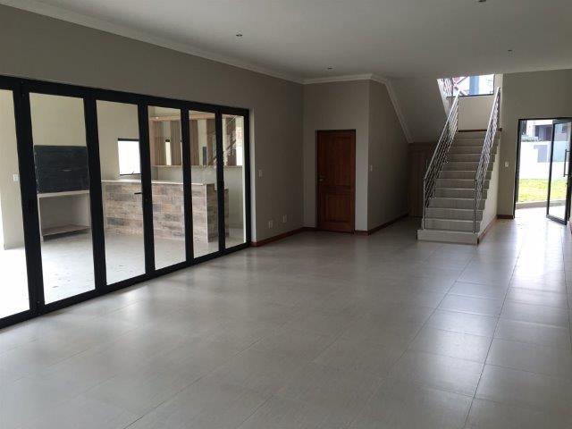 To Let 4 Bedroom Property for Rent in Copperleaf Estate Gauteng