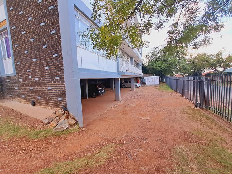 1 Bedroom Property for Sale in Sunnyridge Gauteng
