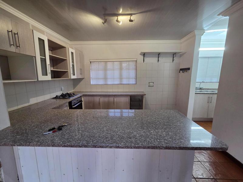 To Let 3 Bedroom Property for Rent in Moreleta Park Gauteng