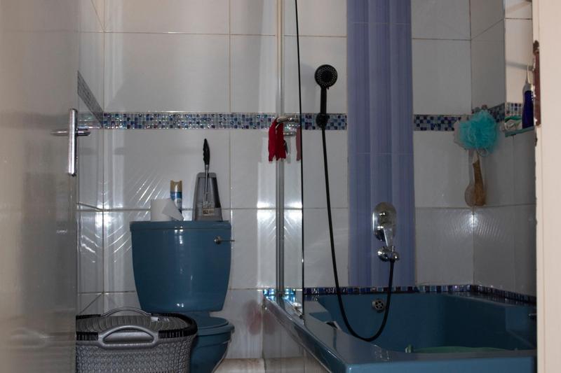3 Bedroom Property for Sale in Zakariyya Park Gauteng