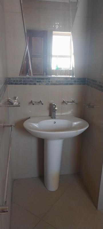 To Let 1 Bedroom Property for Rent in Eastleigh Ridge Gauteng