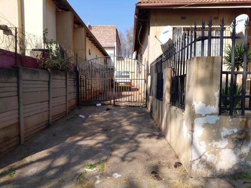 10 Bedroom Property for Sale in Yeoville Gauteng