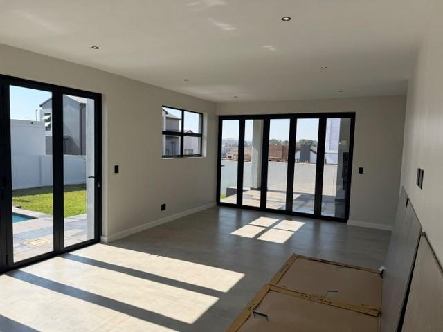 4 Bedroom Property for Sale in Fountainbrook Estate Gauteng