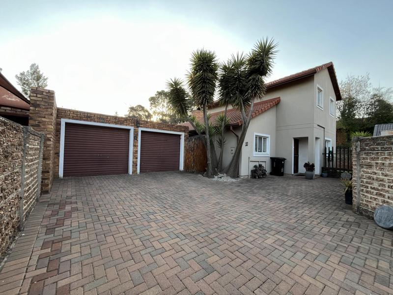 To Let 3 Bedroom Property for Rent in Pomona Gauteng