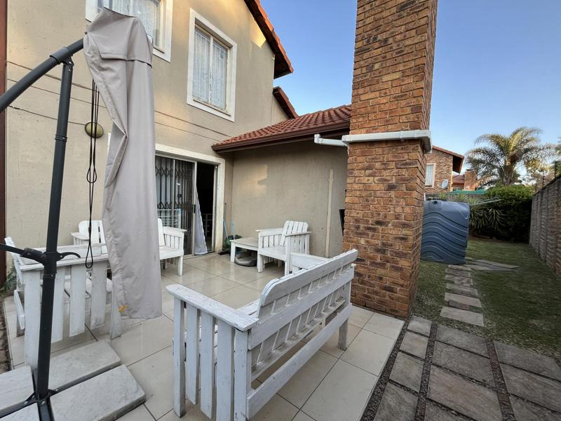 To Let 3 Bedroom Property for Rent in Pomona Gauteng