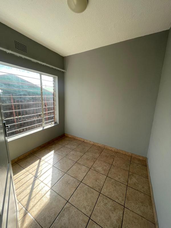 To Let 2 Bedroom Property for Rent in Witpoortjie Gauteng