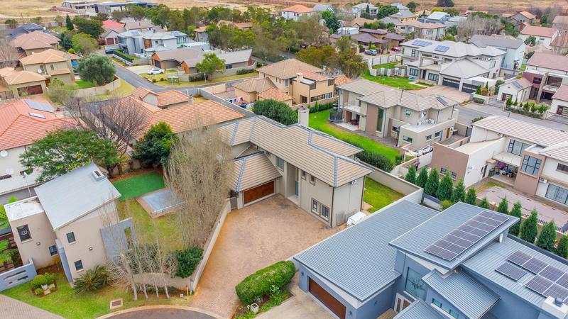 4 Bedroom Property for Sale in Raslouw Glen Gauteng