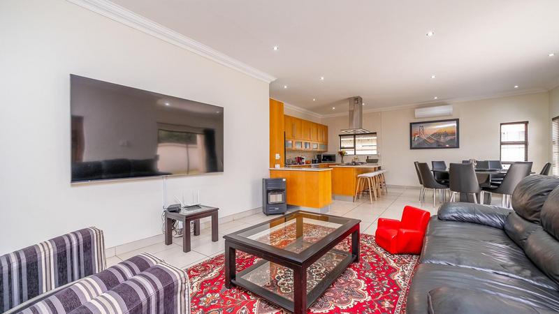 4 Bedroom Property for Sale in Raslouw Glen Gauteng
