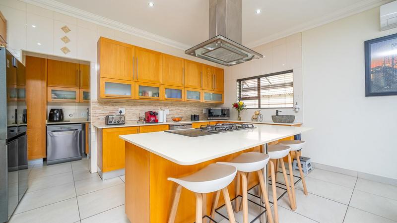 4 Bedroom Property for Sale in Raslouw Glen Gauteng