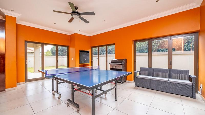 4 Bedroom Property for Sale in Raslouw Glen Gauteng