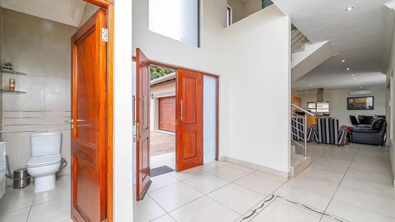 4 Bedroom Property for Sale in Raslouw Glen Gauteng